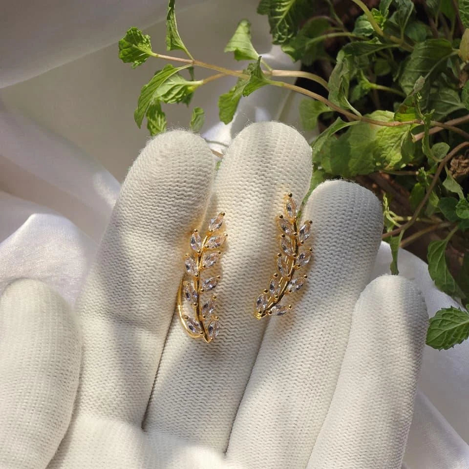 Aurora Leaf Crystal Ear Cuff