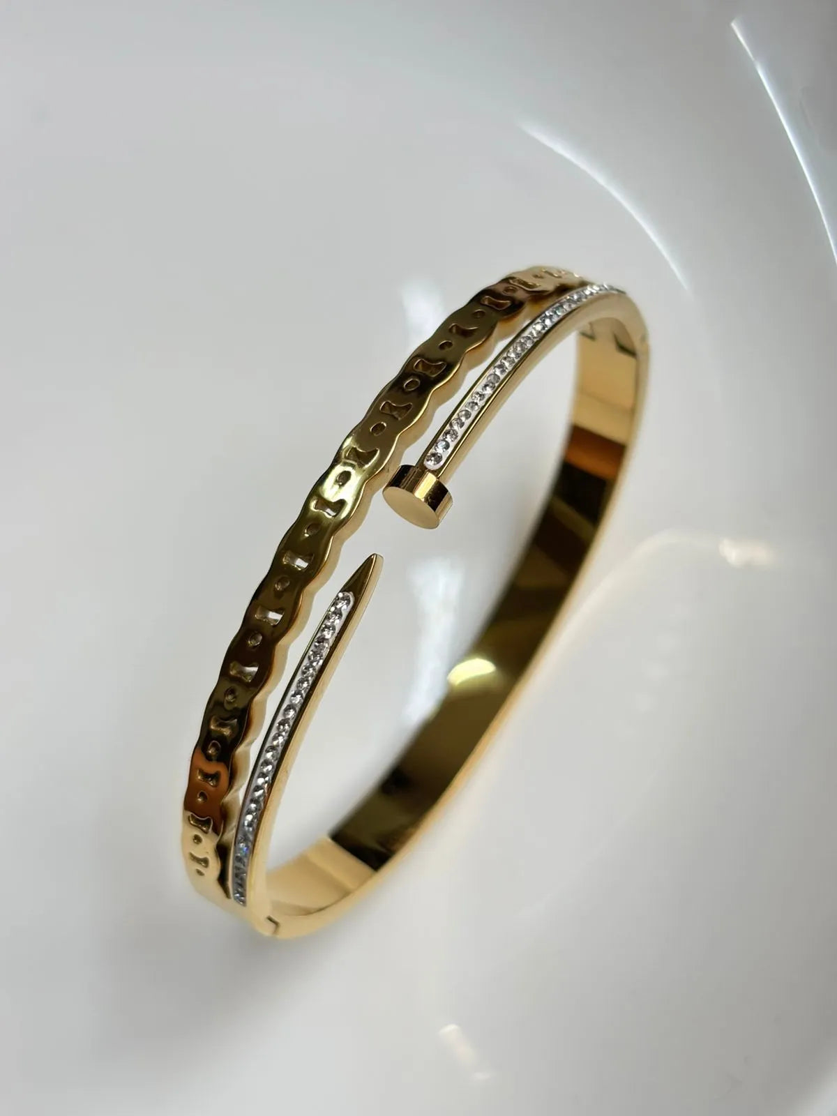 Luxe Gold Crystal Kada