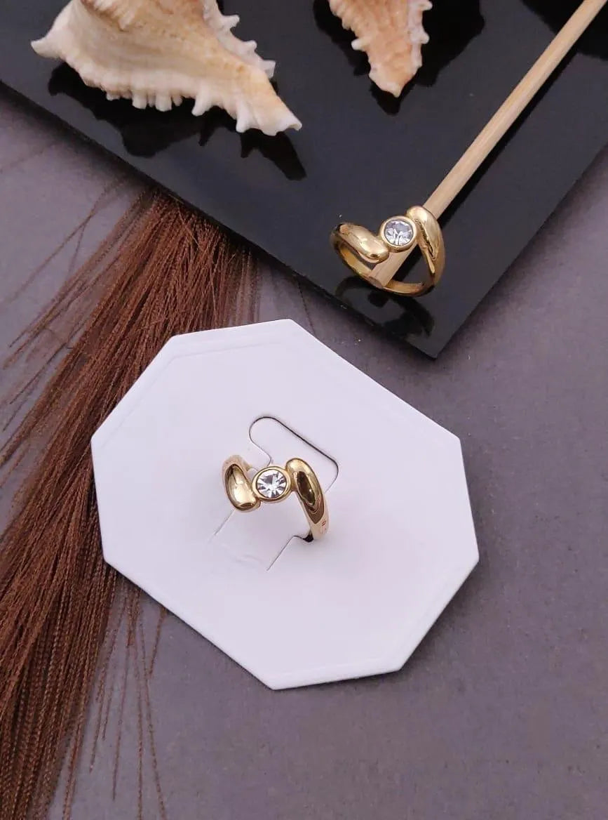 Golden Twist Orb Anti-Tarnish Ring