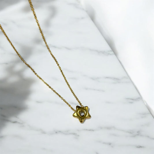 Gold-Plated Star Pendant Necklace – Celestial & Minimalist
