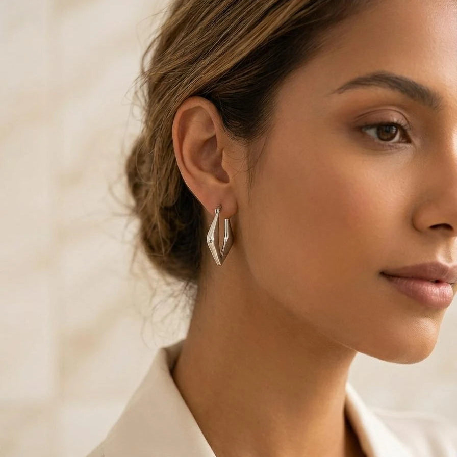 Lunara Sculpt Hoop Earring