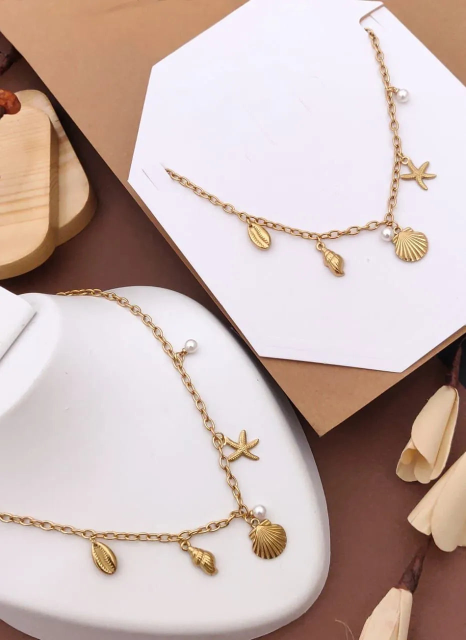 Sea Shell Starfish Gold Charm Necklace