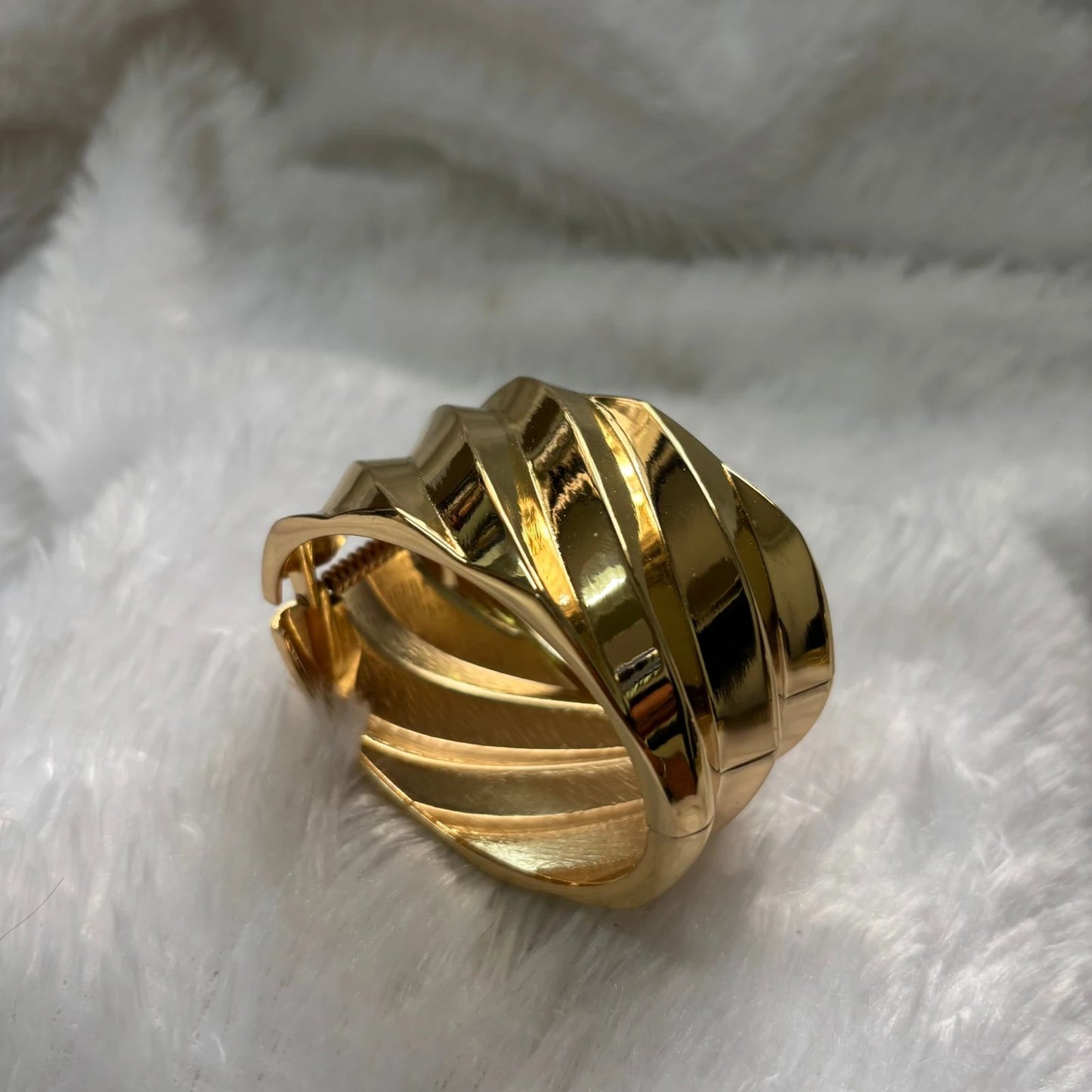 Majestic Fold Brass Kada