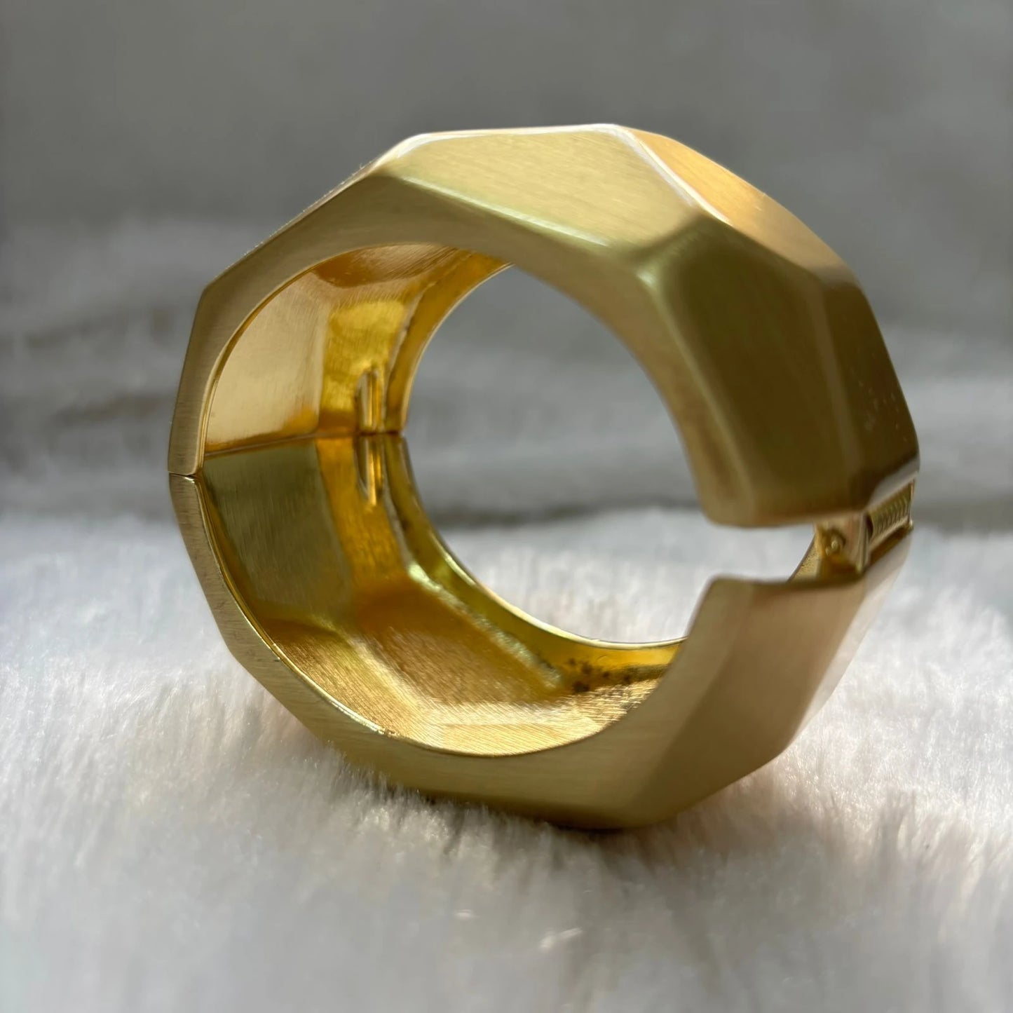 Facet Crown Satin Gold Kada