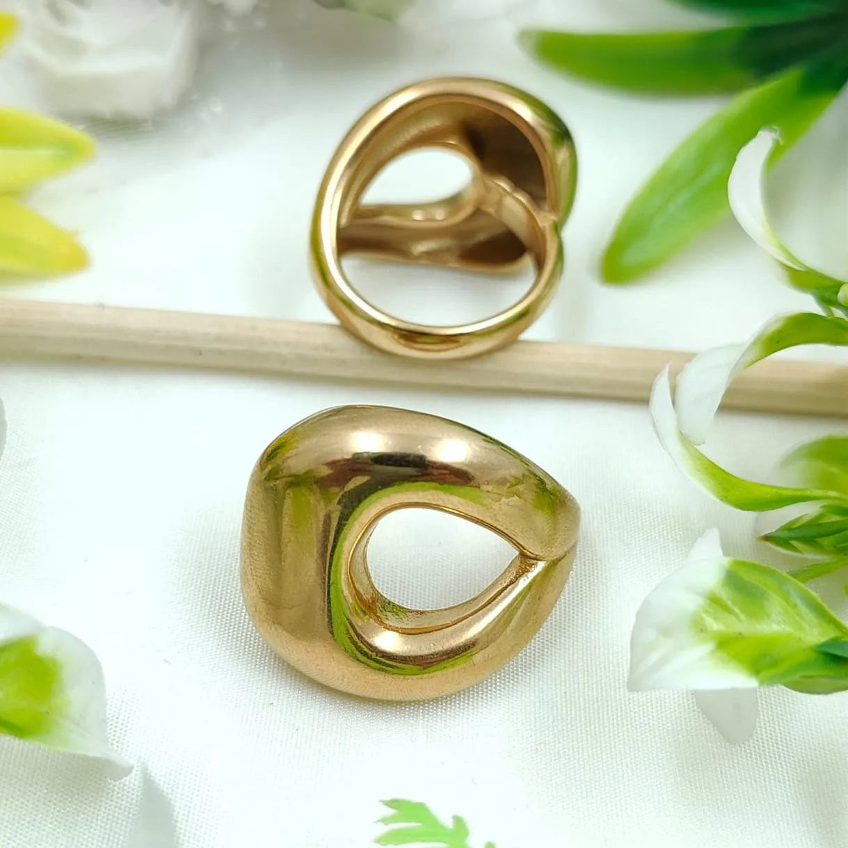 Sculpted Gold Ring