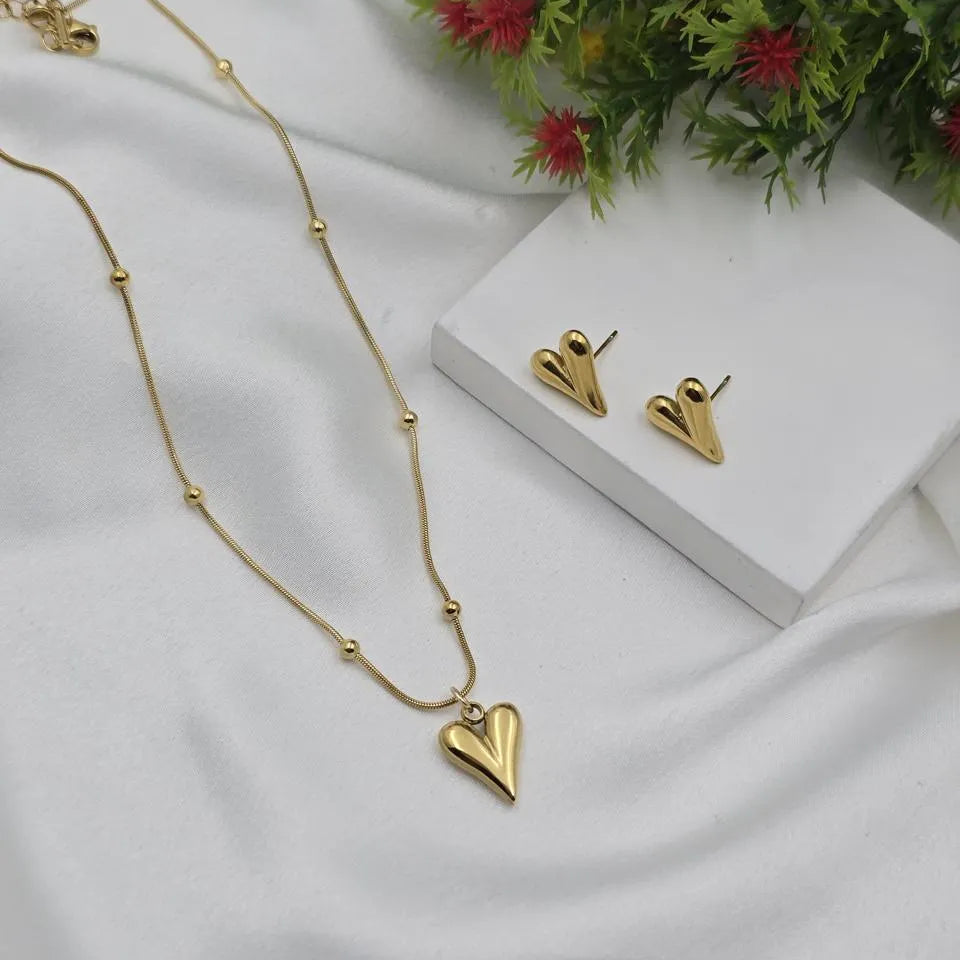 Heart Pendant Necklace & Earrings Set