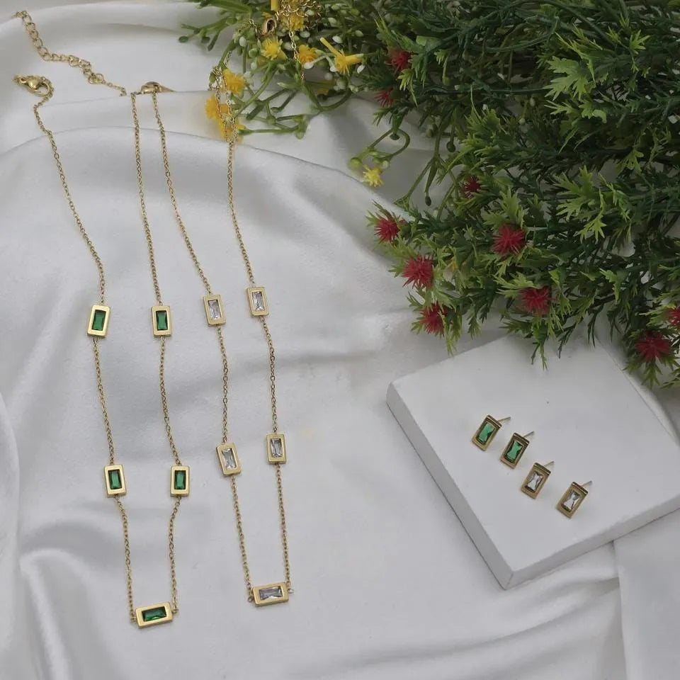 Emerald & Diamond Rectangular Necklace & Earrings Set