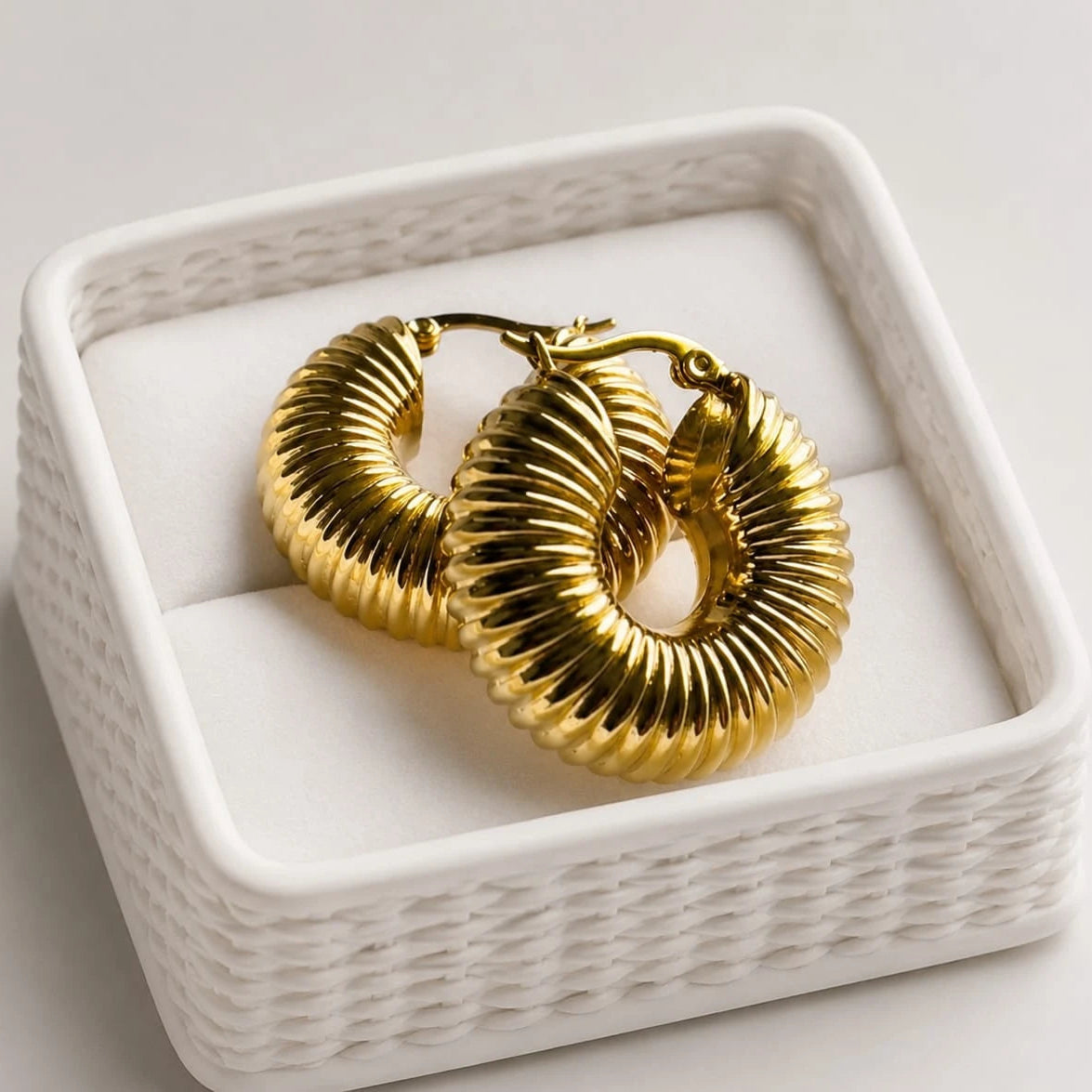 Aureon Ribbed Hoop Earrings