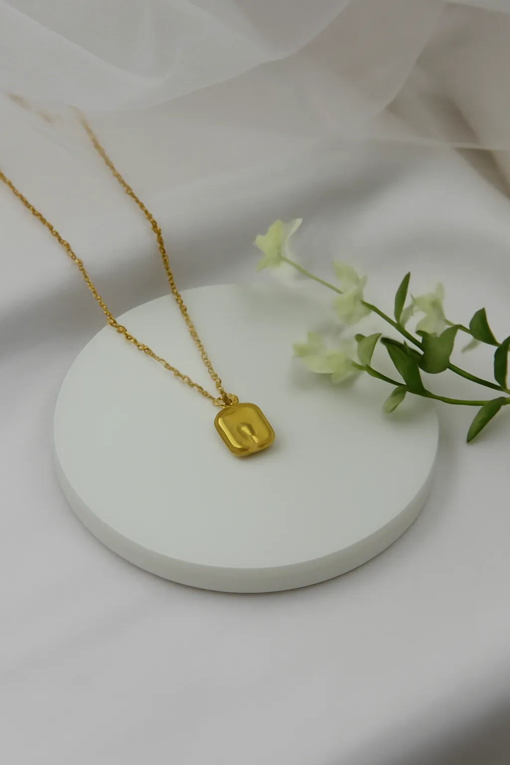 Golden Glow Anti-Tarnish Necklace