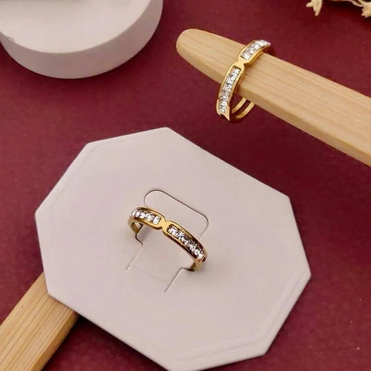 Elegant Stone-Band Anti-Tarnish Ring