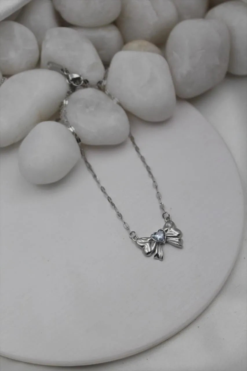 Bow Pendant Necklace