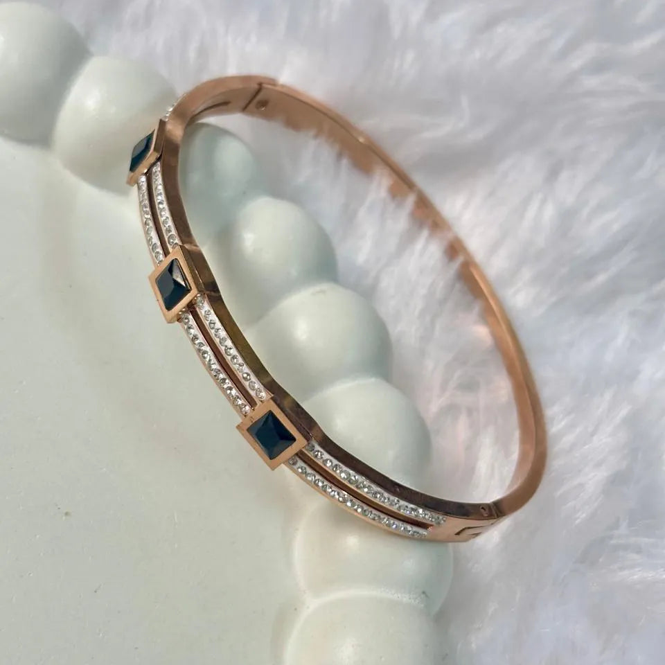 Gold/Rose Gold-Plated Black Square Stone Kada