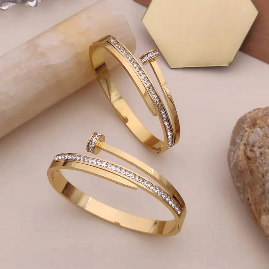 Elegant Gold Kada