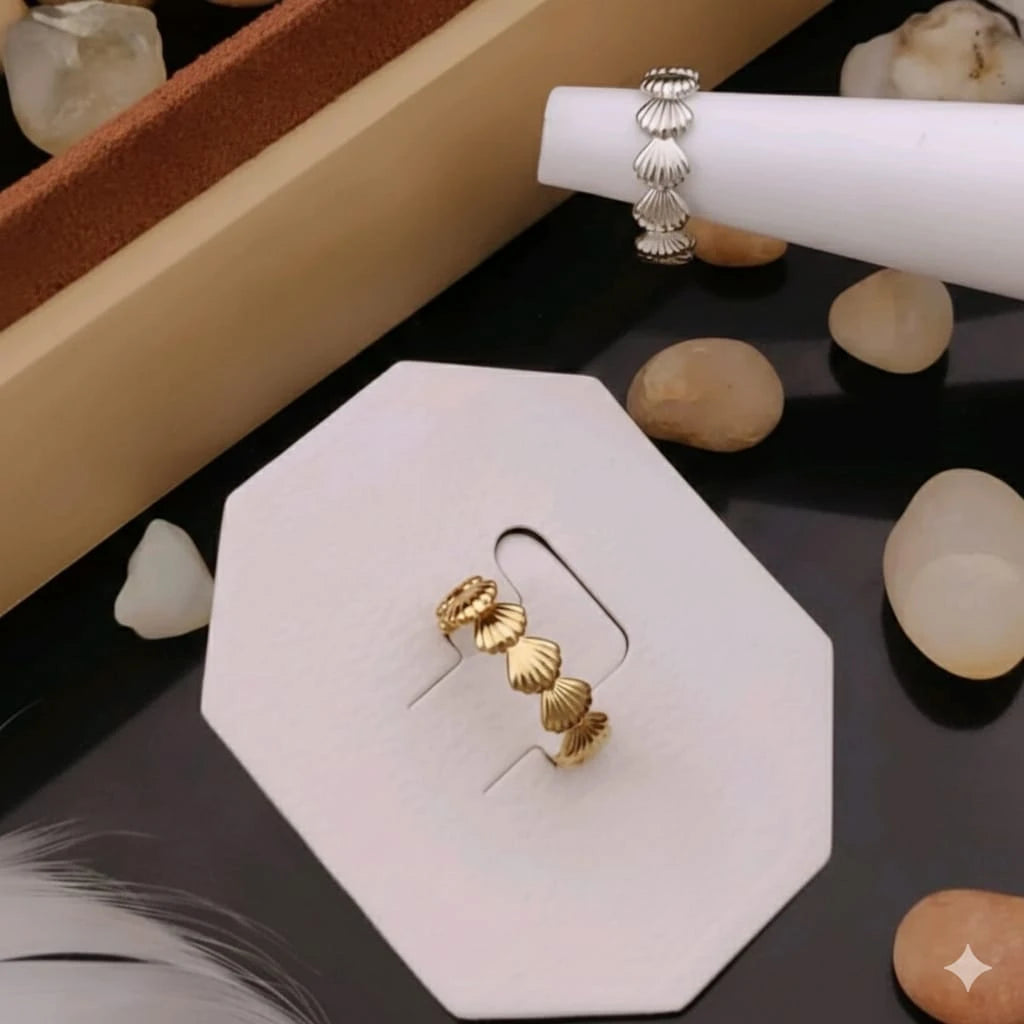 Golden Scallop Shell Design Ring