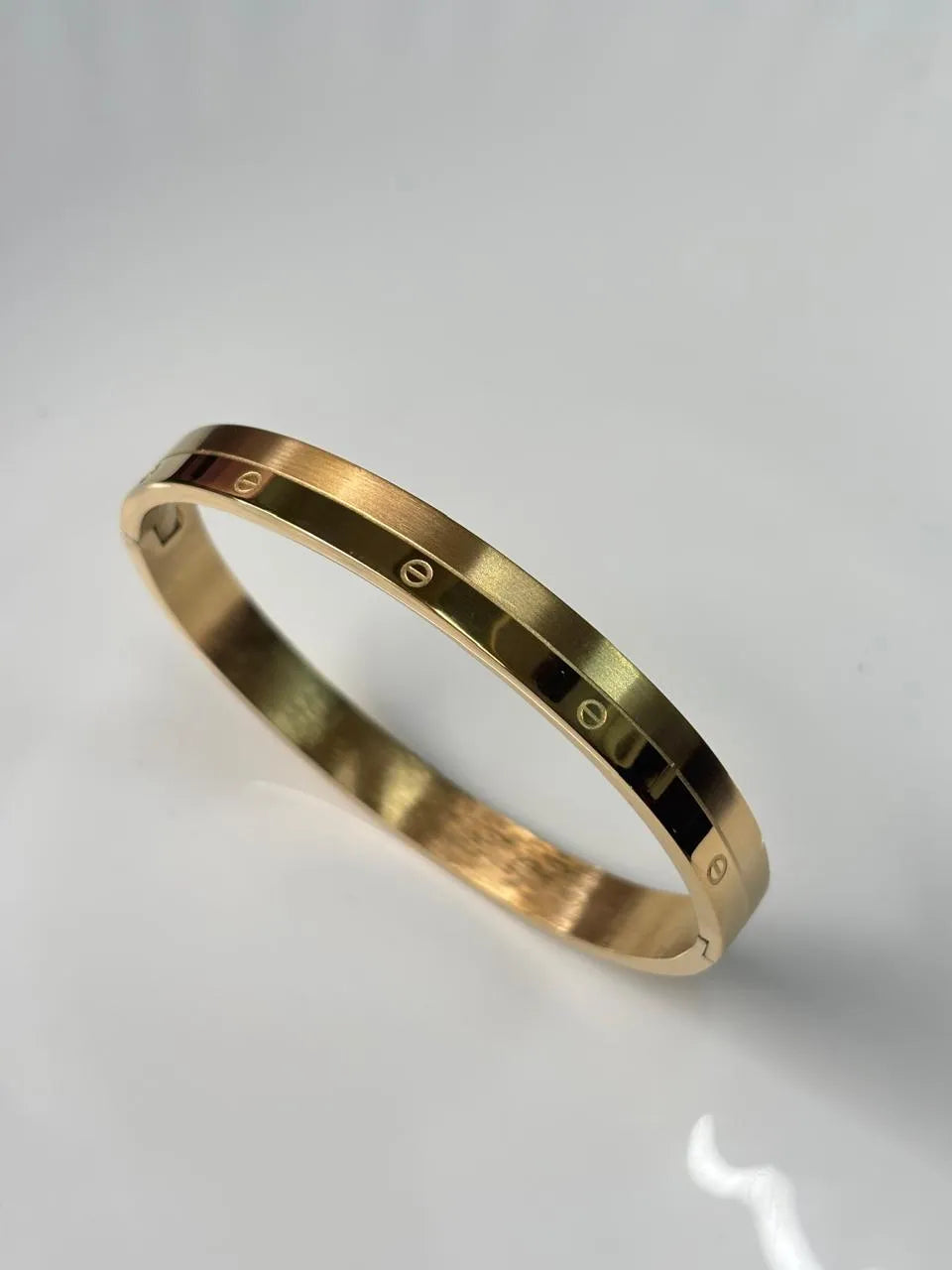 Golden Luxury Kada