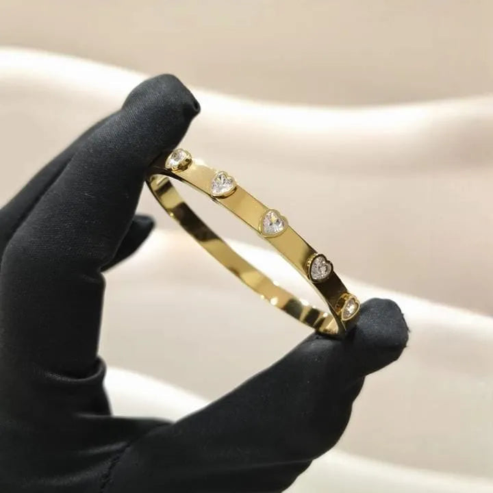 Heart Shaped Diamonds kada