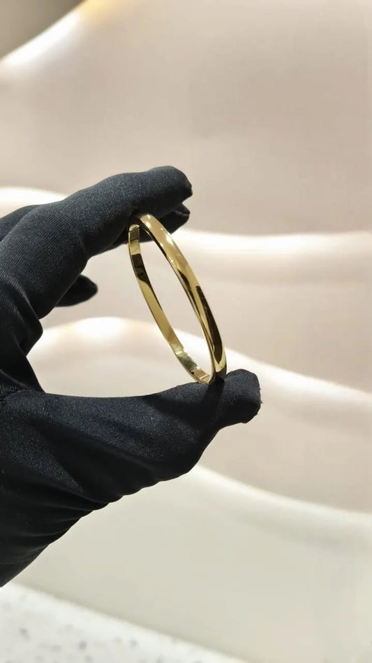 Polished Finish gold kada