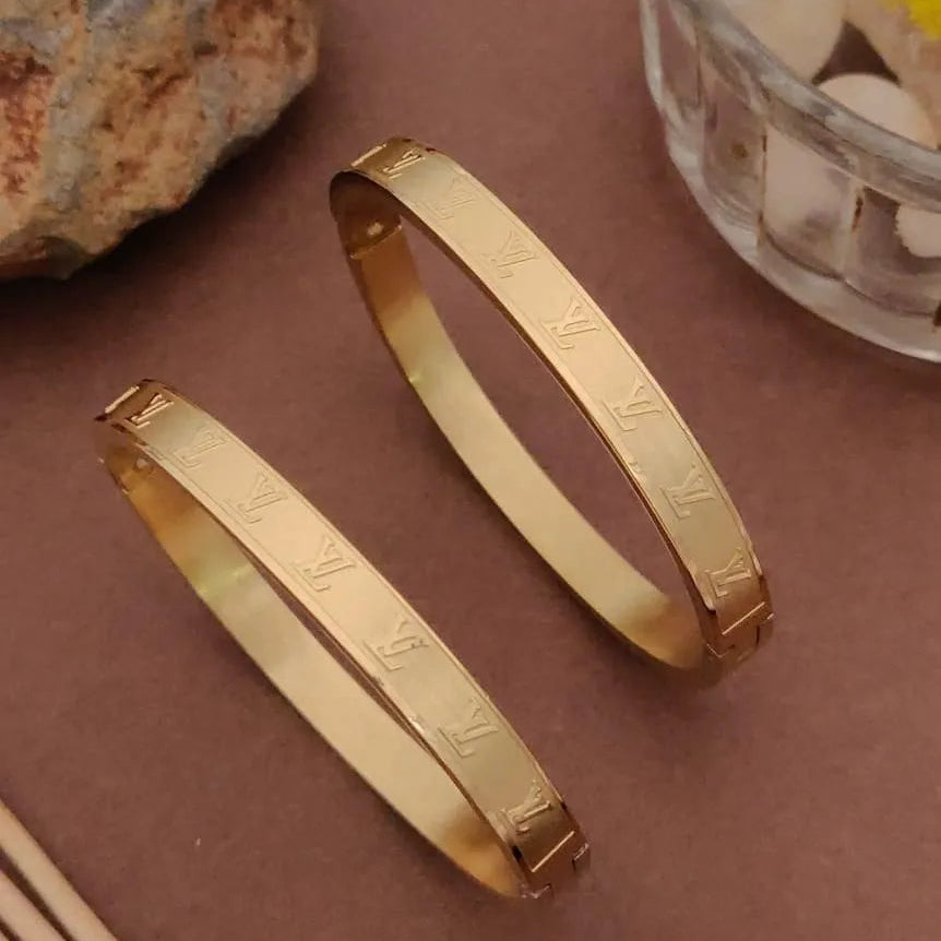 Engraved Letter Design kada
