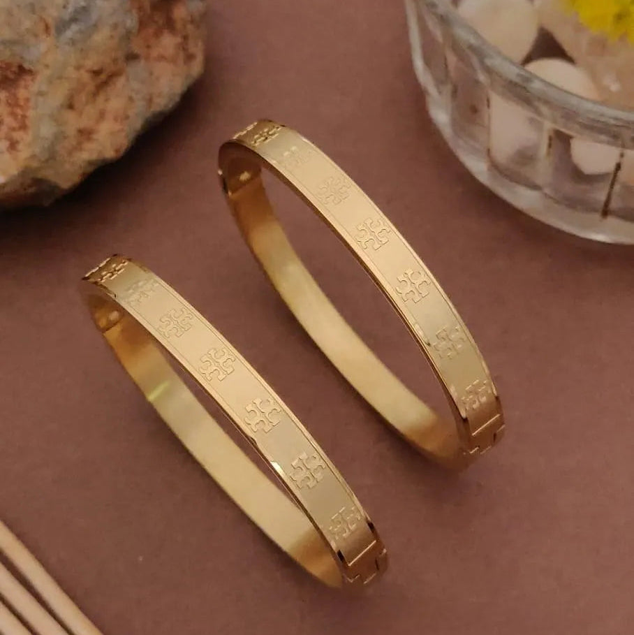 Engraved Cross Design kada
