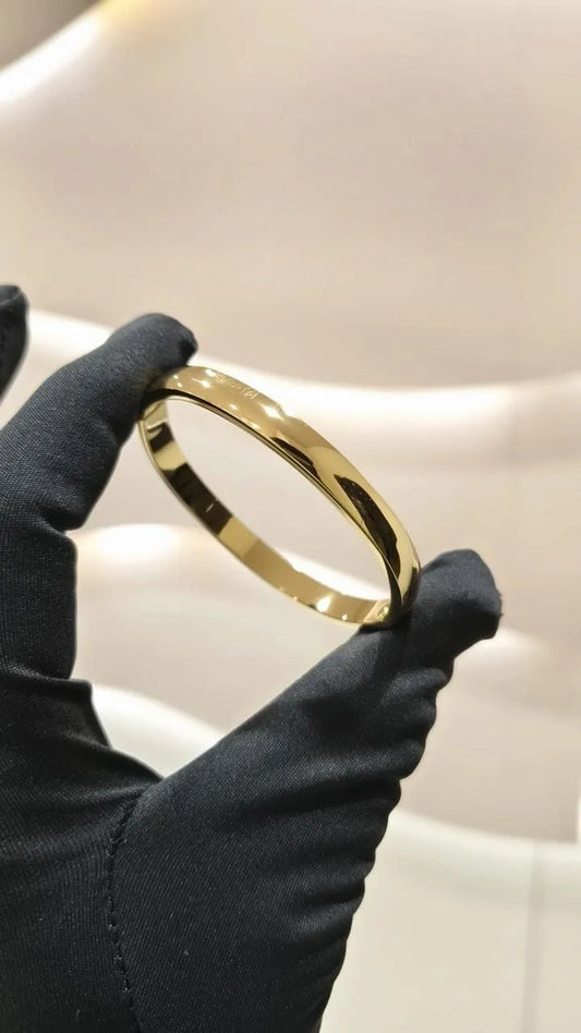 Smooth Glossy Finish kada