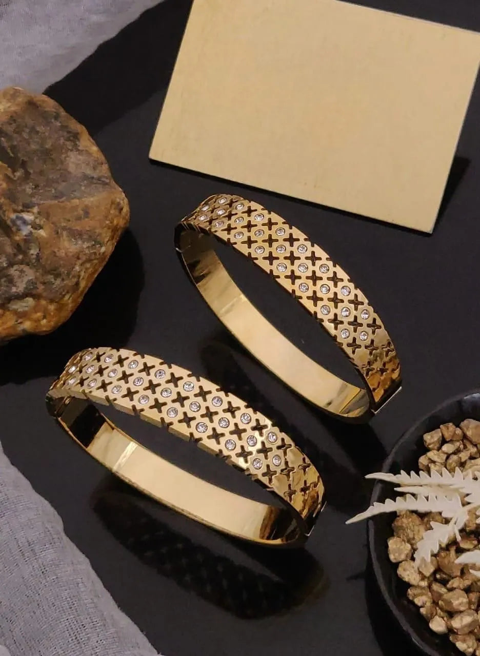 Diamond Cross Gold Kada