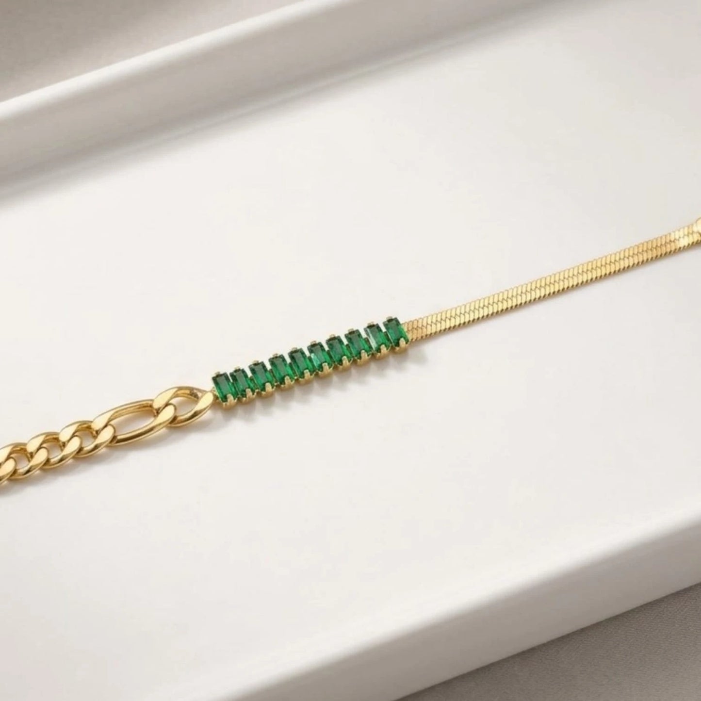 Emeraluxe Tennis Bracelet