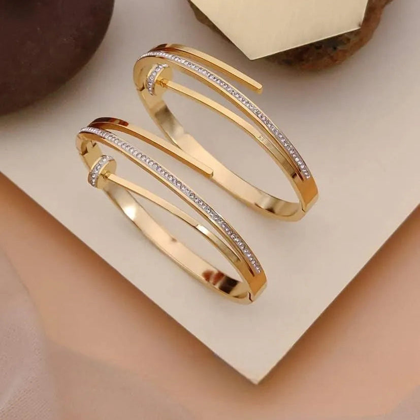 Elegant Gold kada