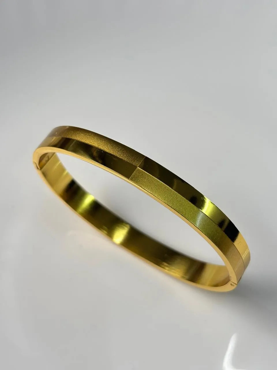 Golden Classic Plain Kada