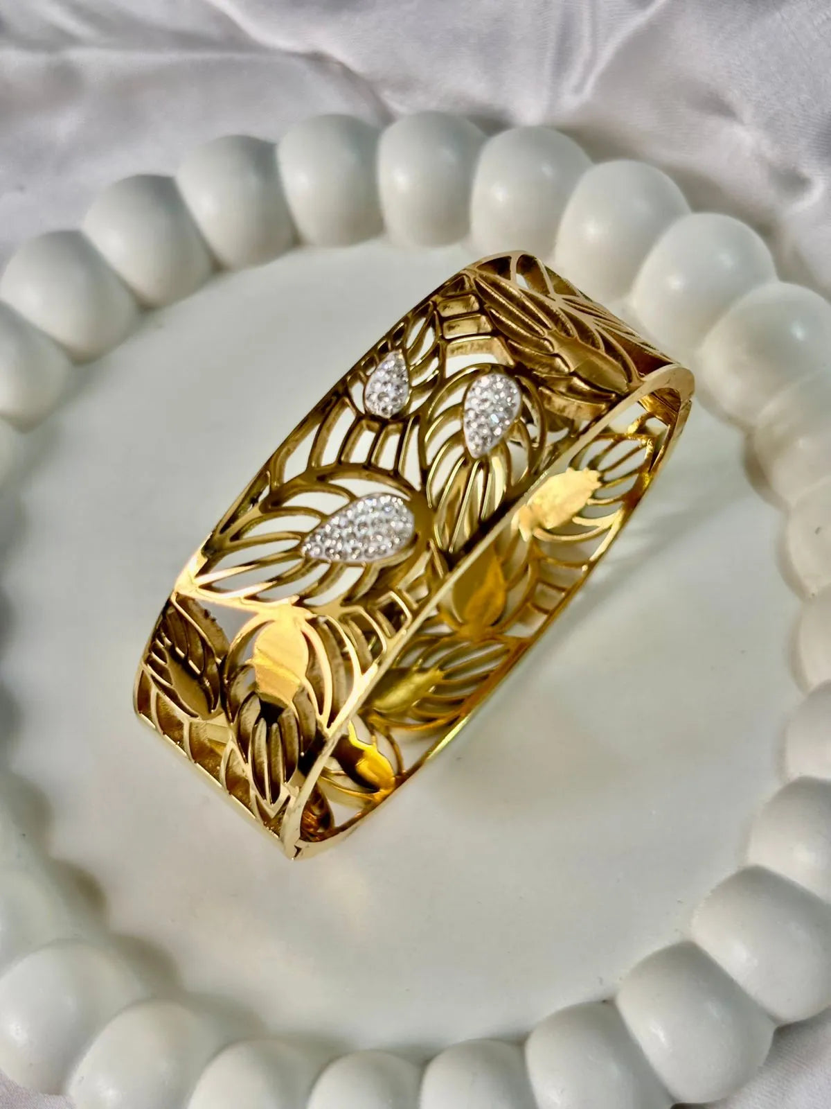 Golden Filigree Diamond Kada