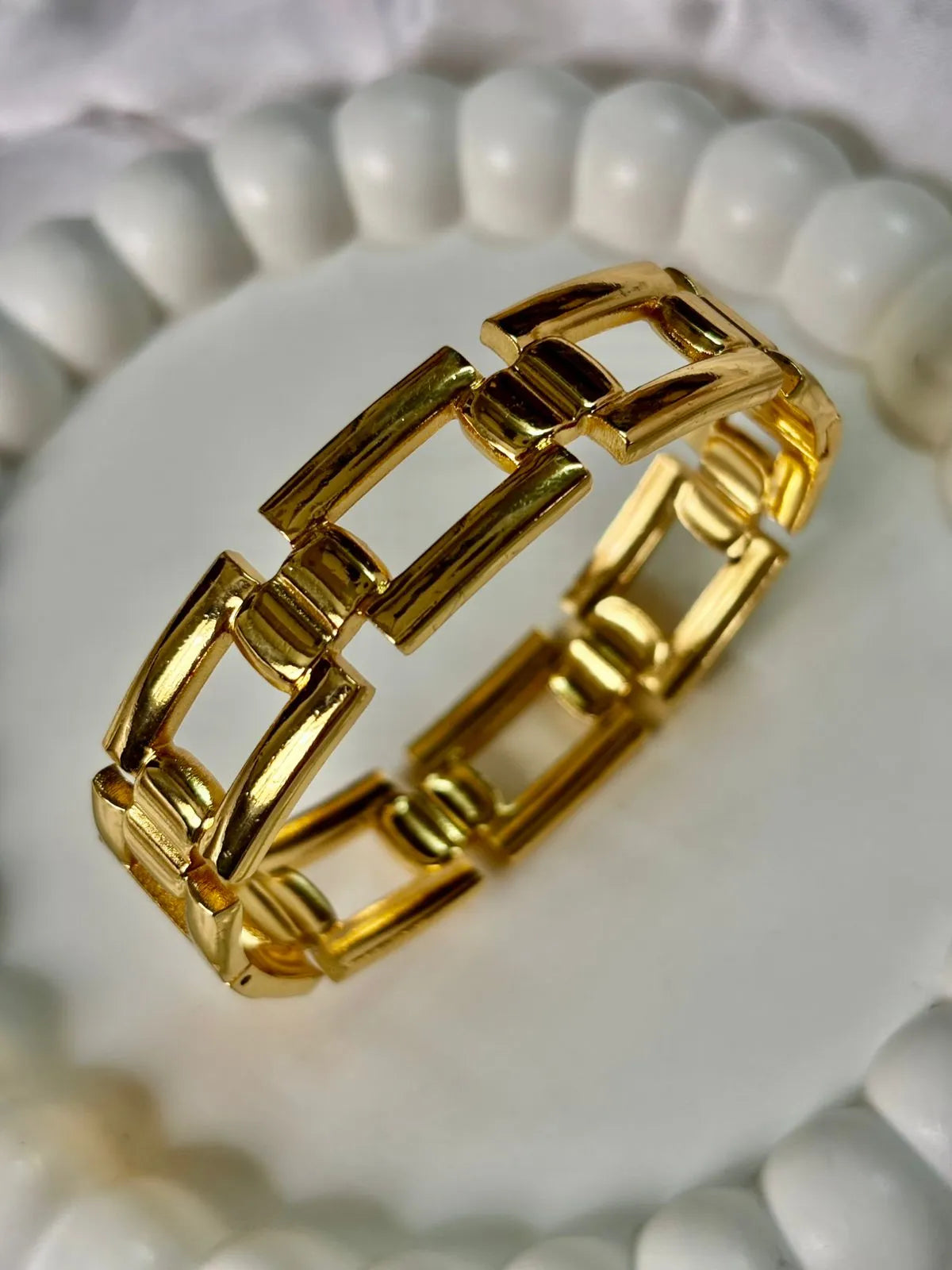 Golden Geometric Link Kada