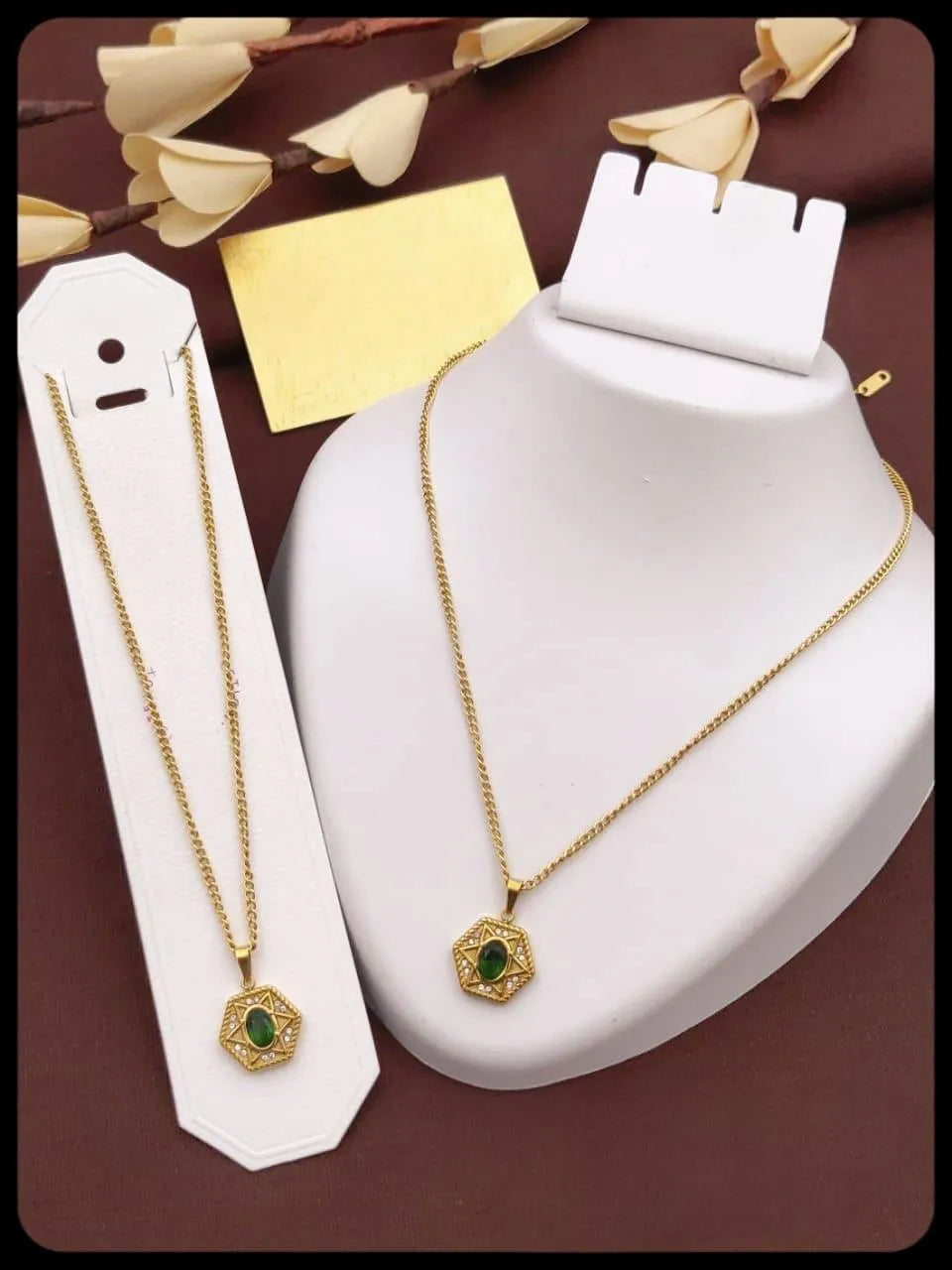 Green Gem Gold Necklace