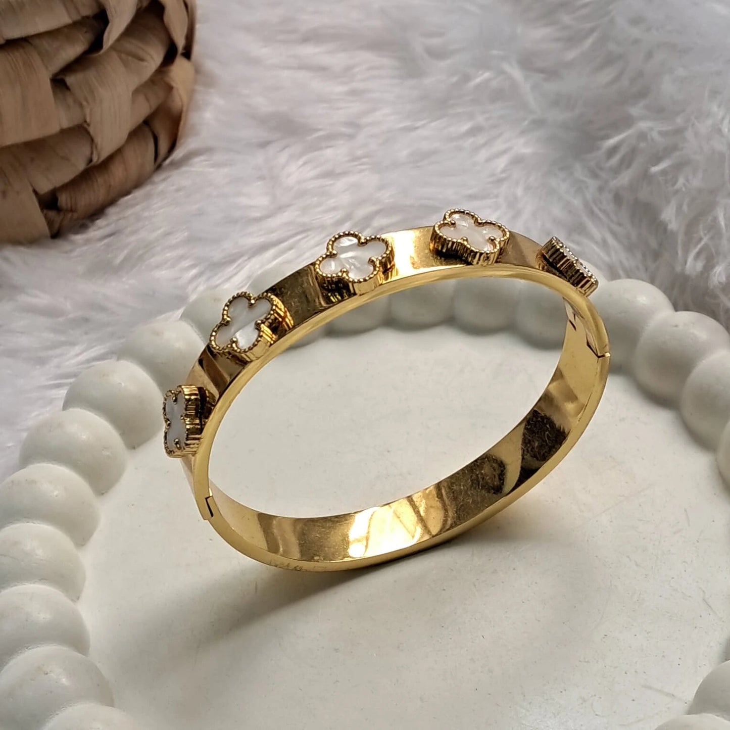 Ivory Clover Luxe Gold Kada