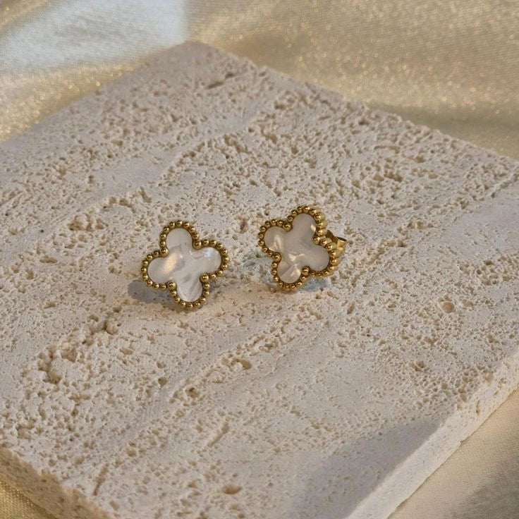Ivory Clover Stud Earrings (mini)