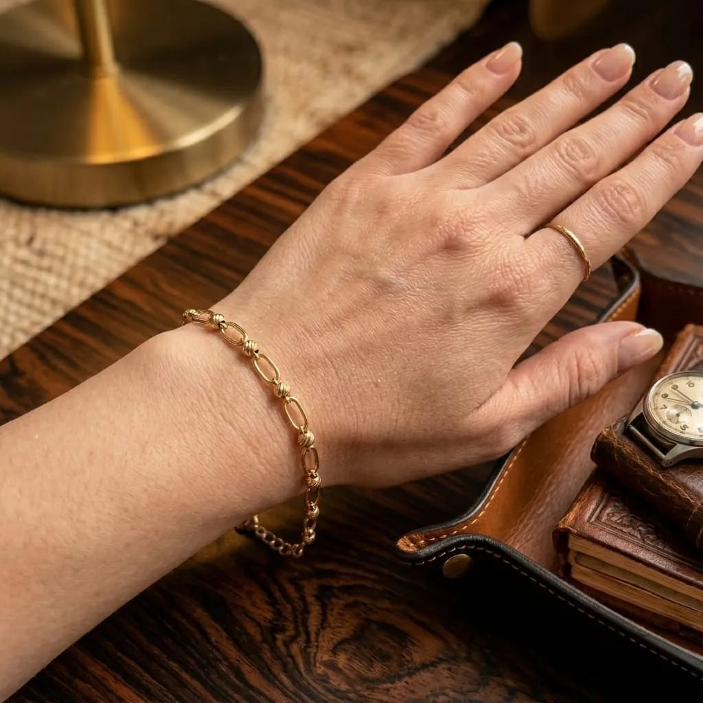 Veloura Link Bracelet