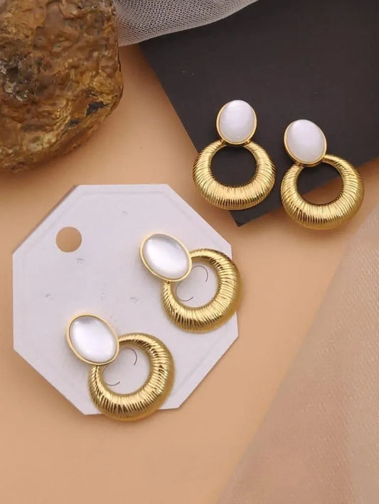 Gold Textured White Oval Top Earrings