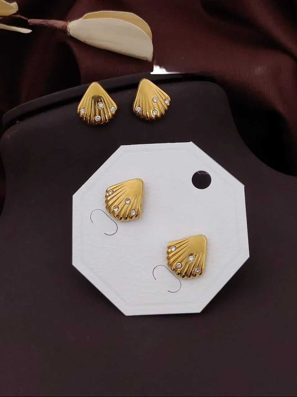 Golden Shell Stud Earrings