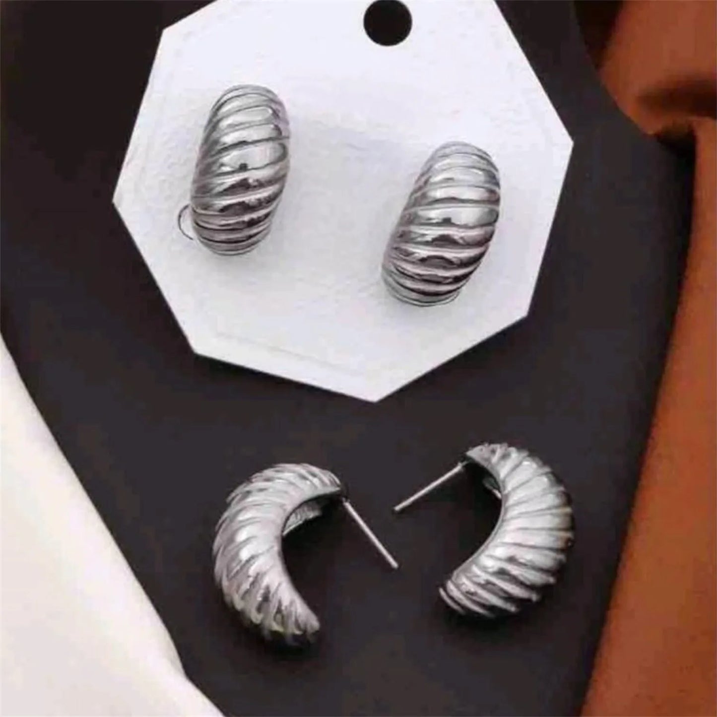 Chunky Ribbed Silver Hoops Earrings
