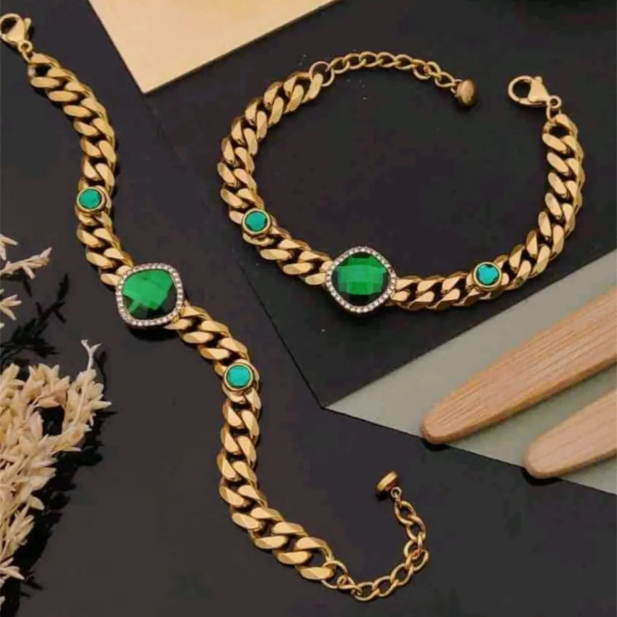 Emerald Glow Anti-Tarnish Bracelet