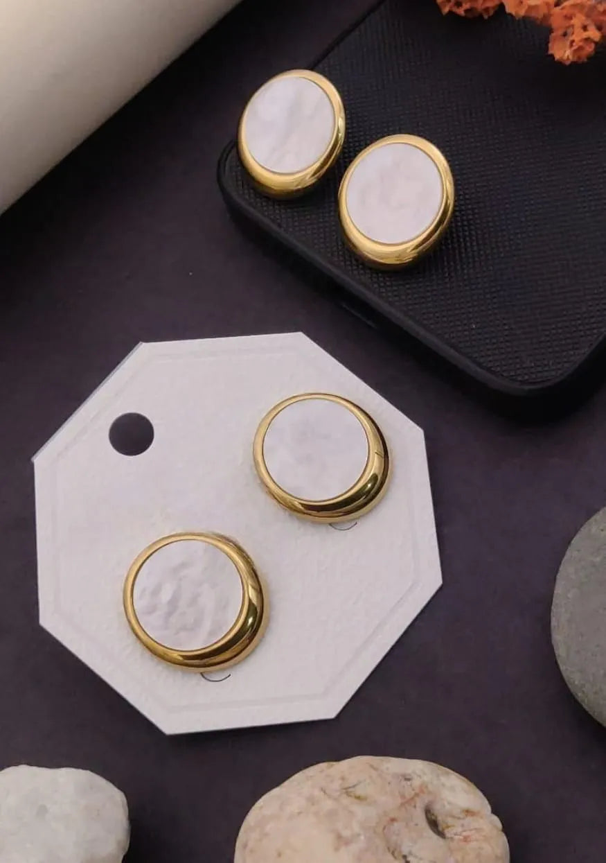 Marble Round Button Earrings