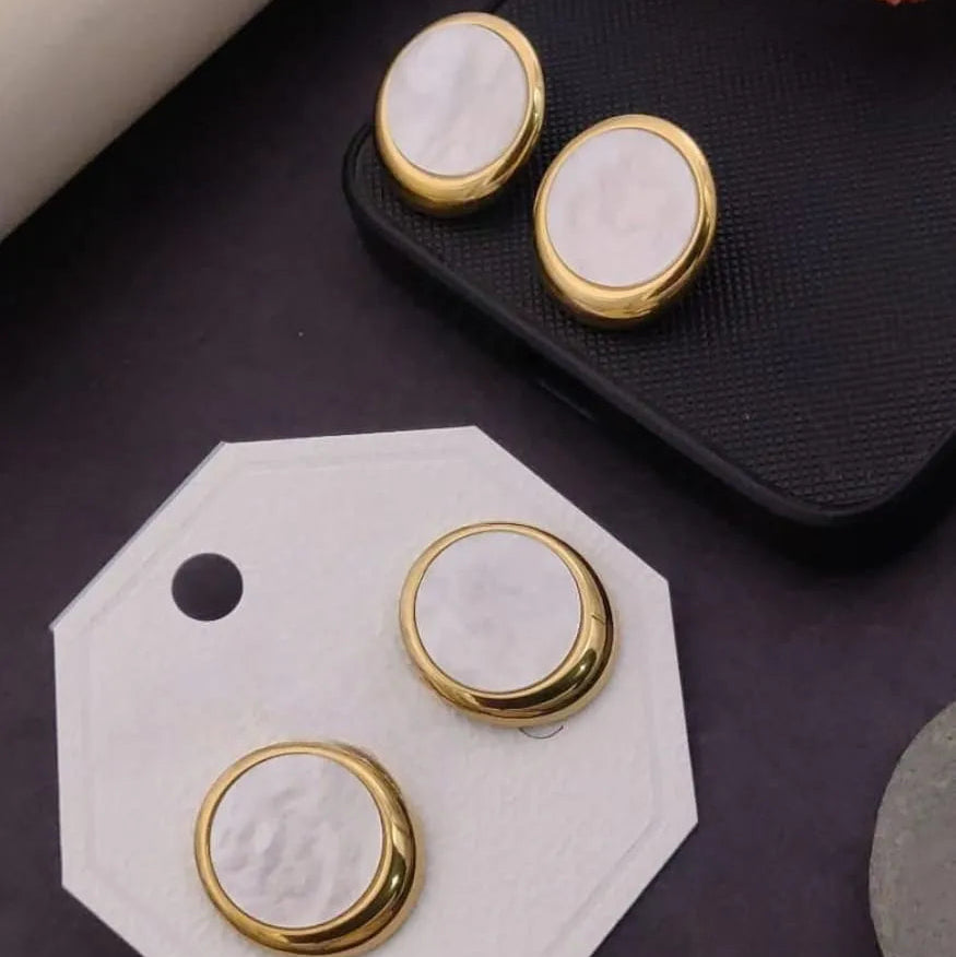 Marble Round Button Earrings