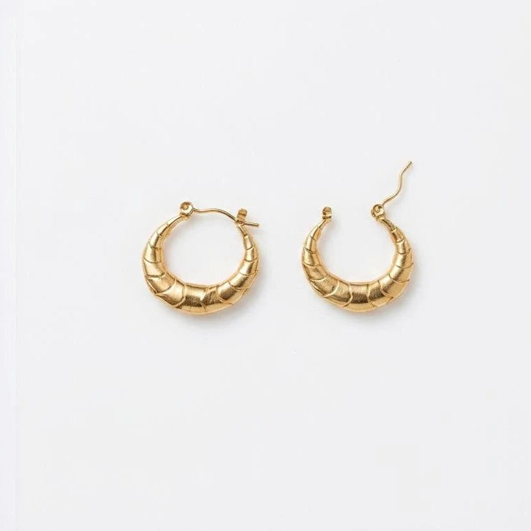 Aurelia Ribbed Gold Hoop Earrings