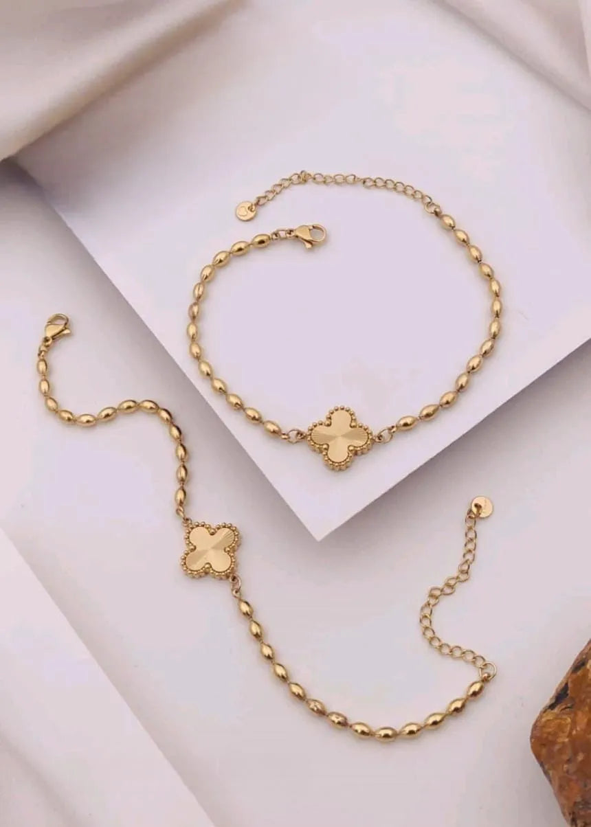 Gold Flower Anti Tarnish Bracelet