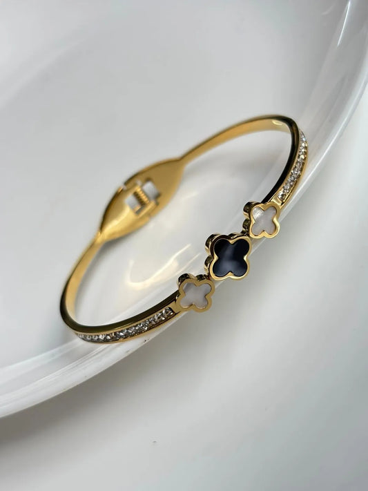 Gold Flower Clasp Kada