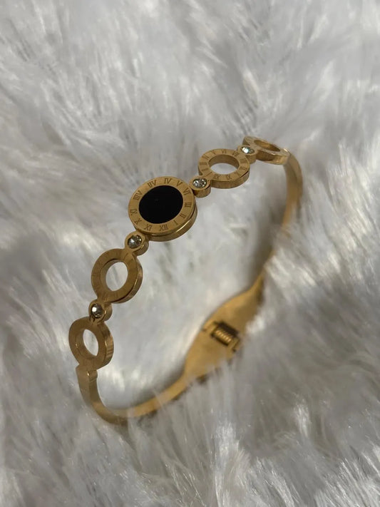 Gold Roman Kada