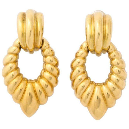 Vintage-Inspired Gold-Plated Ribbed Drop Earrings – Bold & Elegant Statement Jewelry