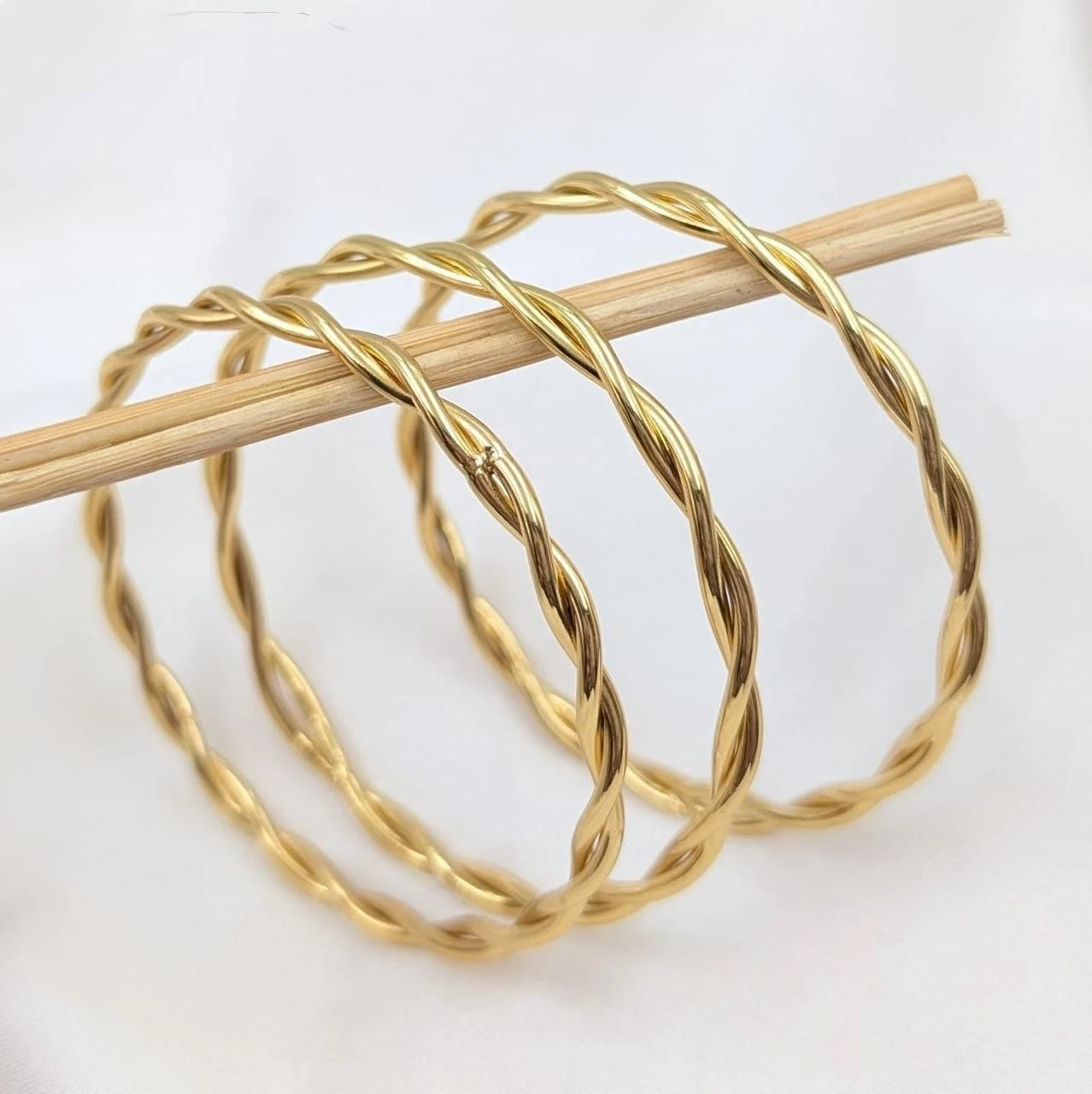 Infinity Twist Gold Bangles (3SET)