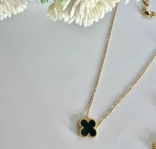 Noctura Clover Black Onyx Pendant Necklace