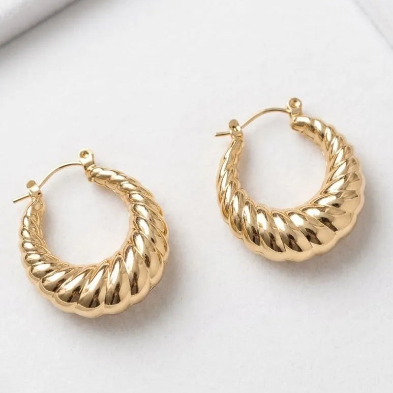 Royal Twist Gold Hoop Earrings