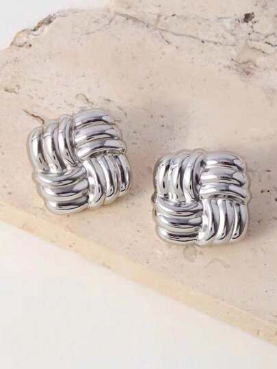 Silver-Plated Twisted Rope Earrings – Classic & Bold Vintage Studs