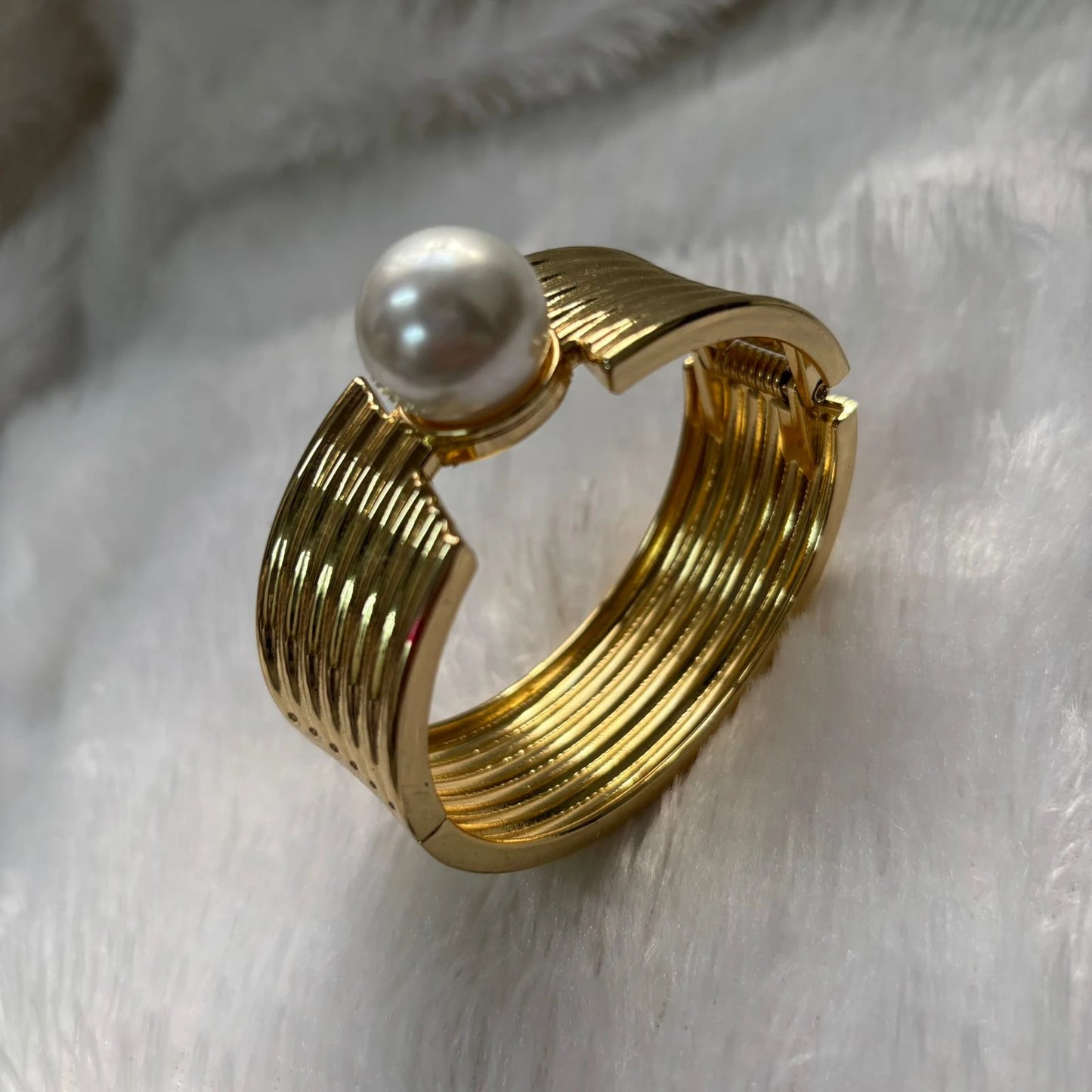 Pearl Ridge Royale Gold Finish Kada